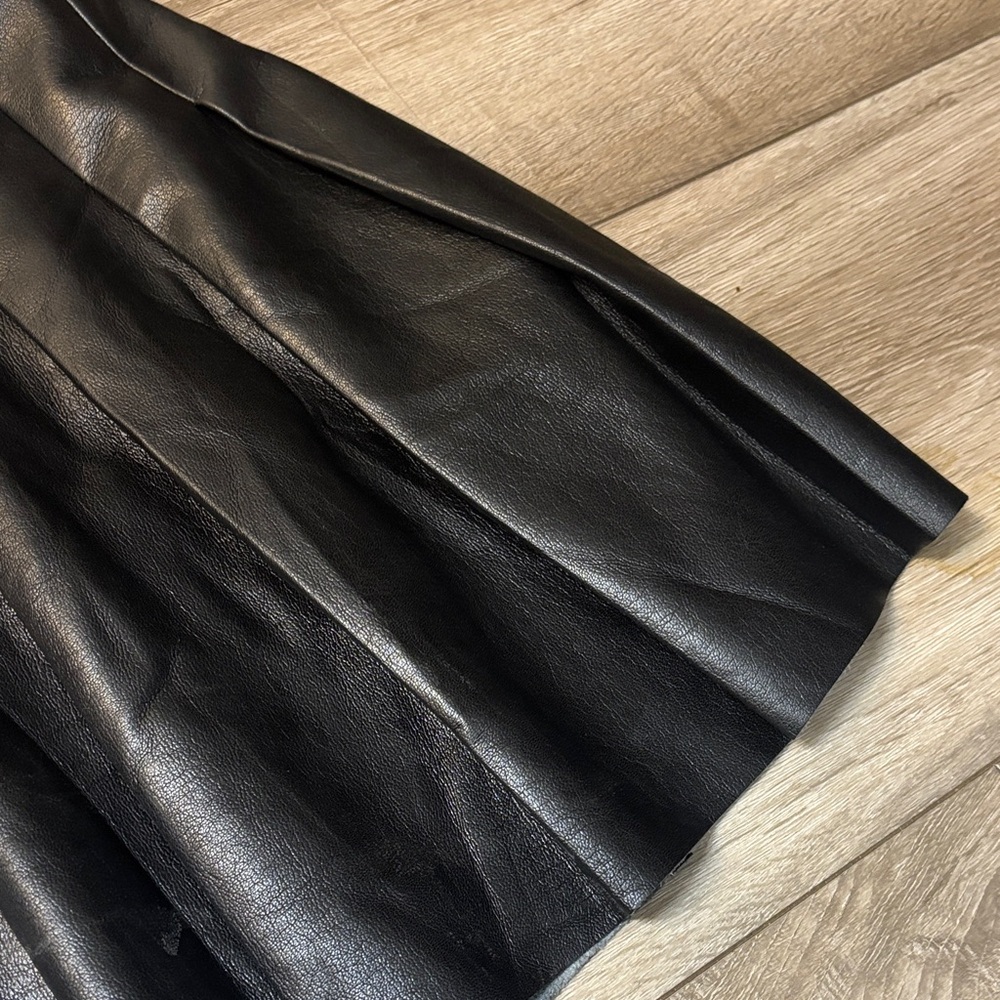 Aritzia Sunday Best Black Vegan Leather Pleated Skater Skirt - Picture 6 of 11